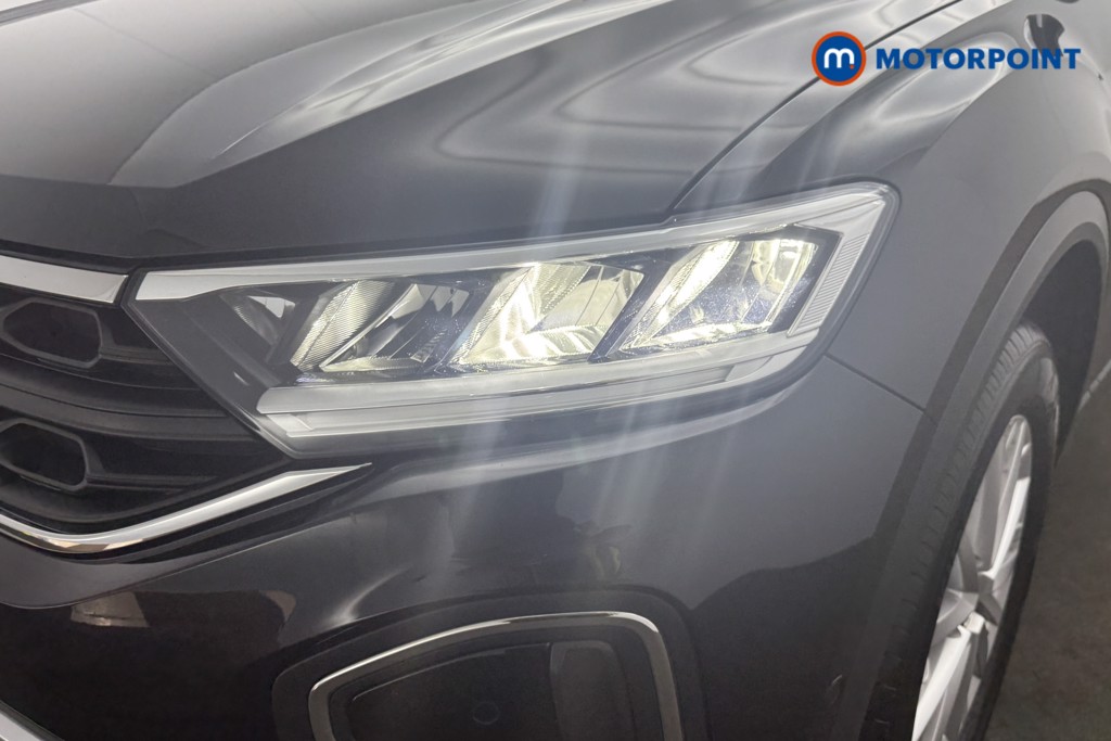 Volkswagen T-Roc Life Manual Petrol SUV - Stock Number (1660354) - 20th supplementary image