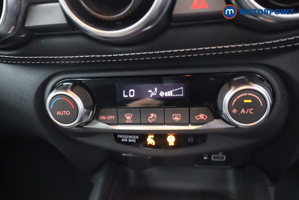 Nissan Juke N-Connecta Automatic Petrol SUV - Stock Number (1660475) - 19th supplementary image