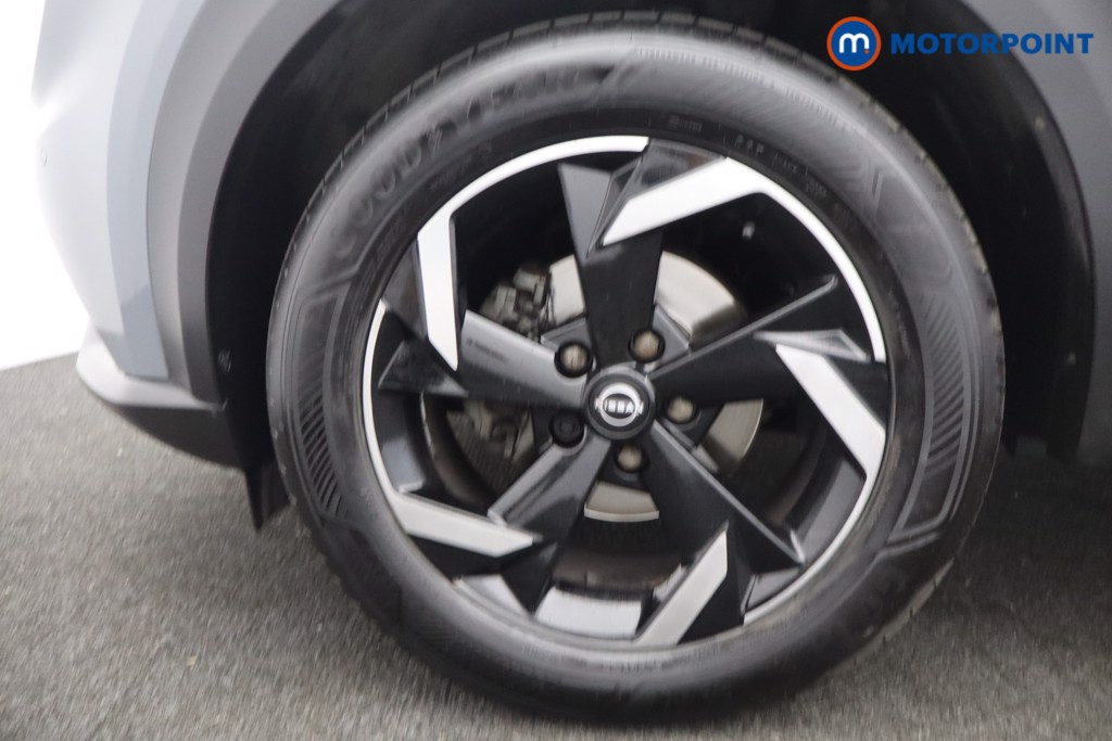 Nissan Juke N-Connecta Automatic Petrol SUV - Stock Number (1660475) - 29th supplementary image