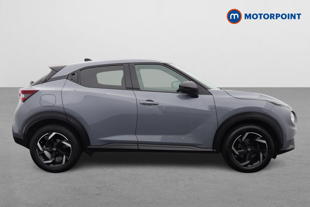 Nissan Juke N-Connecta Automatic Petrol SUV - Stock Number (1660475) - Drivers side