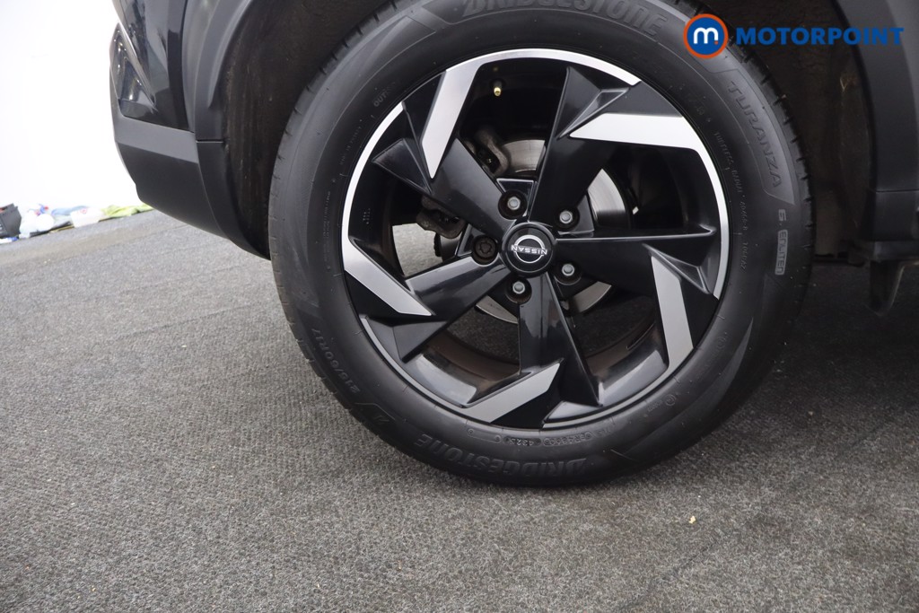 Nissan Juke N-Connecta Manual Petrol SUV - Stock Number (1660481) - 8th supplementary image