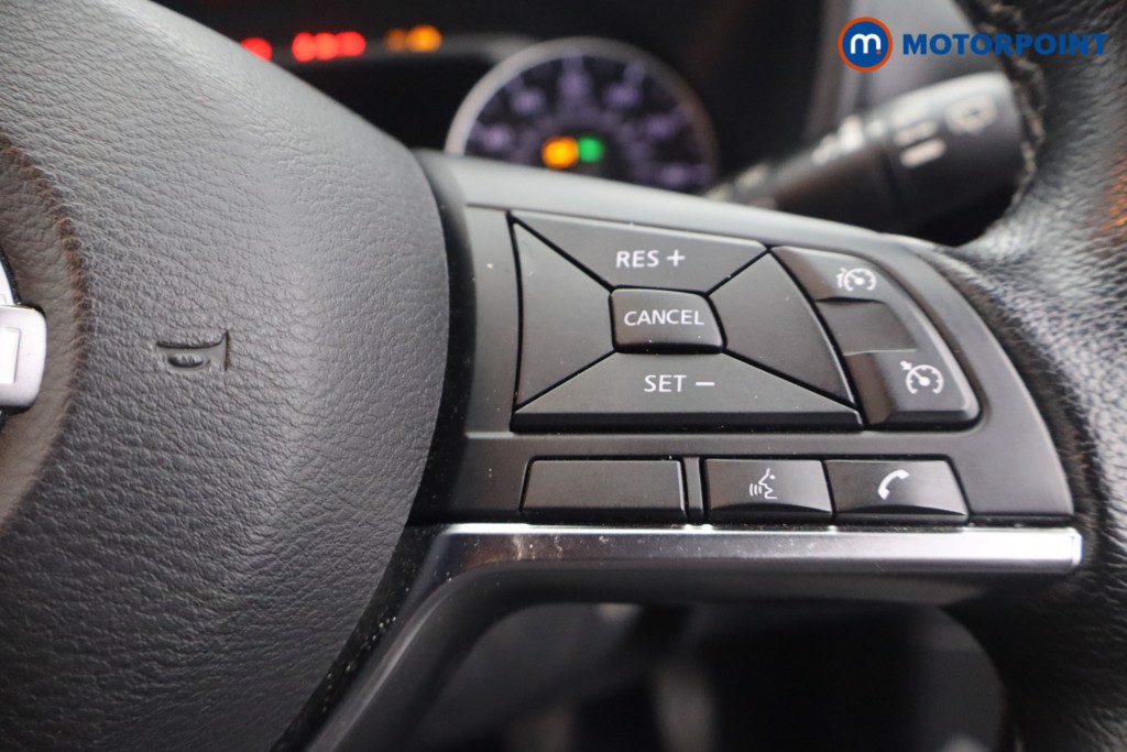 Nissan Juke N-Connecta Manual Petrol SUV - Stock Number (1660481) - 15th supplementary image