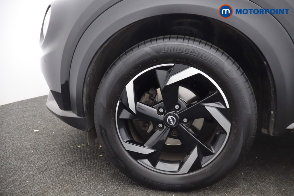 Nissan Juke N-Connecta Manual Petrol SUV - Stock Number (1660481) - 27th supplementary image