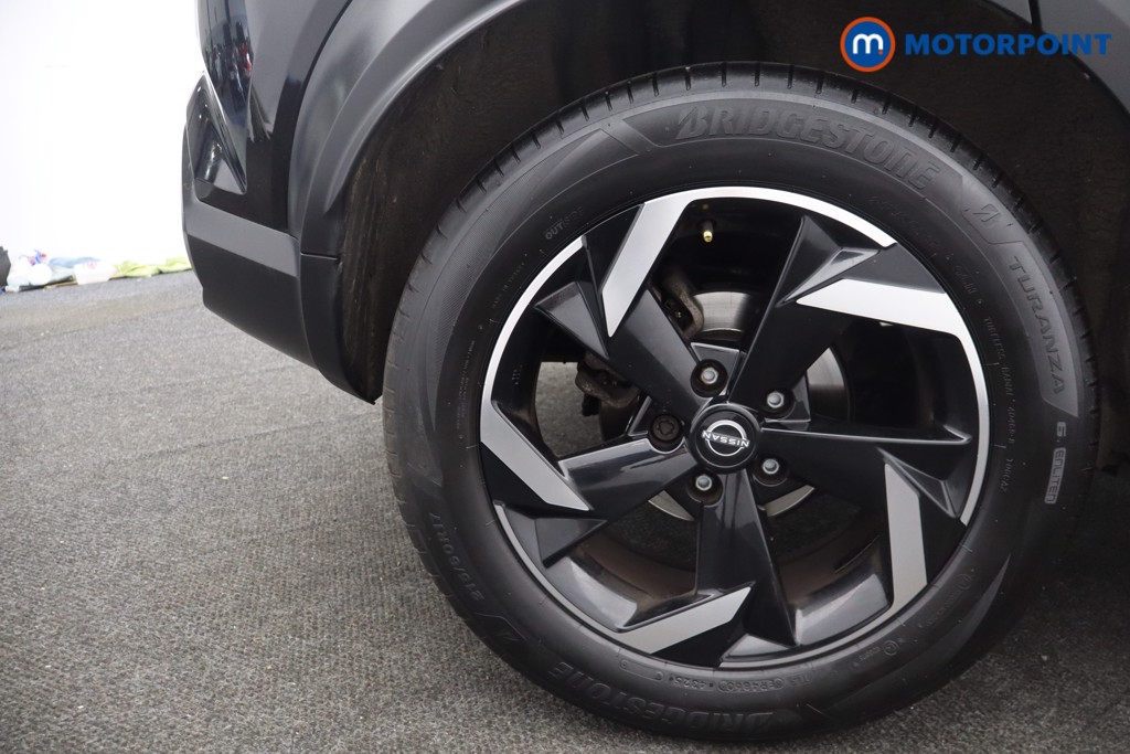Nissan Juke N-Connecta Manual Petrol SUV - Stock Number (1660481) - 29th supplementary image