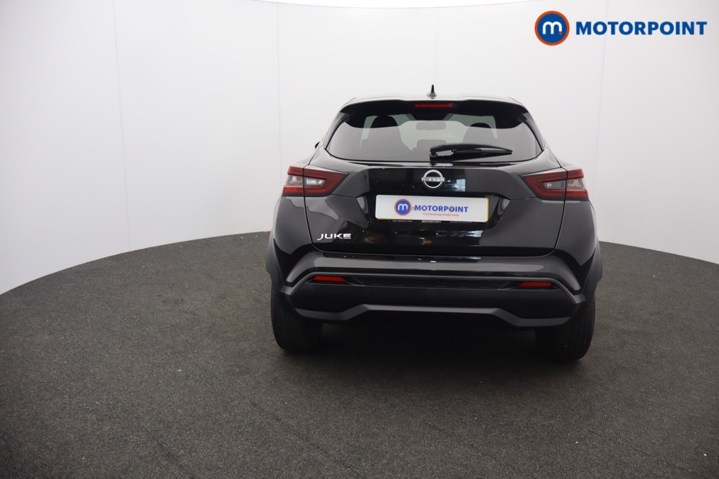 Nissan Juke N-Connecta Manual Petrol SUV - Stock Number (1660481) - 1st supplementary image