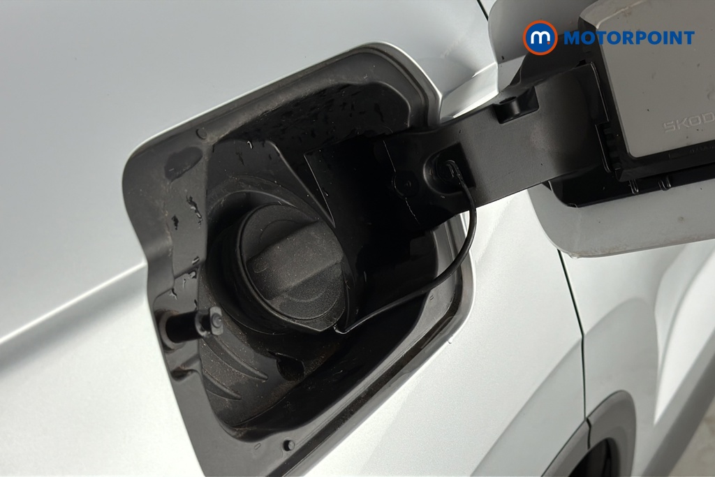 Skoda Karoq Se L Automatic Petrol SUV - Stock Number (1660530) - 41st supplementary image