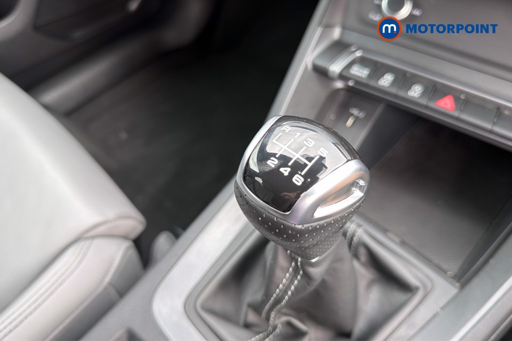 Audi Q3 Black Edition Manual Petrol SUV - Stock Number (1660599) - 15th supplementary image