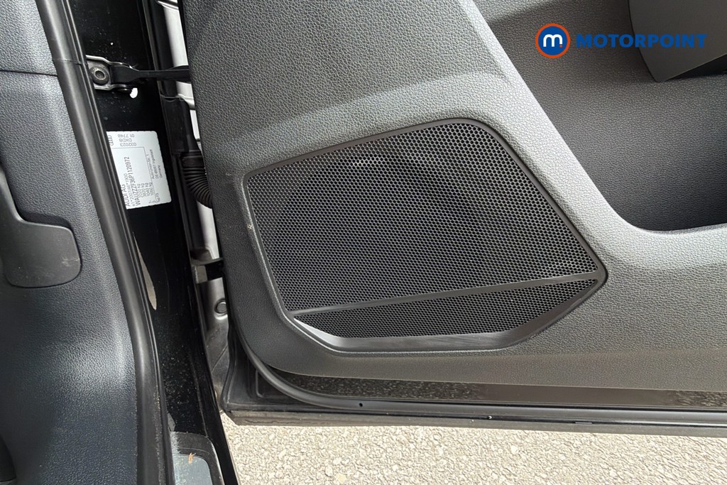 Audi Q3 Black Edition Manual Petrol SUV - Stock Number (1660599) - 21st supplementary image