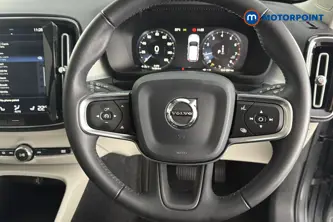 Volvo Xc40 Momentum Automatic Petrol SUV - Stock Number (1660856) - 2nd supplementary image