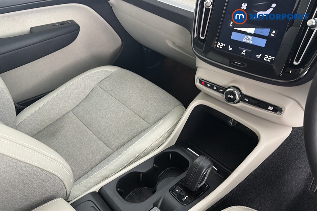 Volvo Xc40 Momentum Automatic Petrol SUV - Stock Number (1660856) - 15th supplementary image
