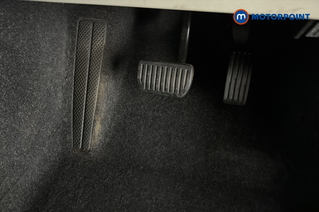 Volvo Xc40 Momentum Automatic Petrol SUV - Stock Number (1660856) - 24th supplementary image