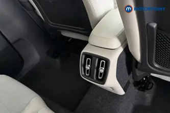Volvo Xc40 Momentum Automatic Petrol SUV - Stock Number (1660856) - 28th supplementary image