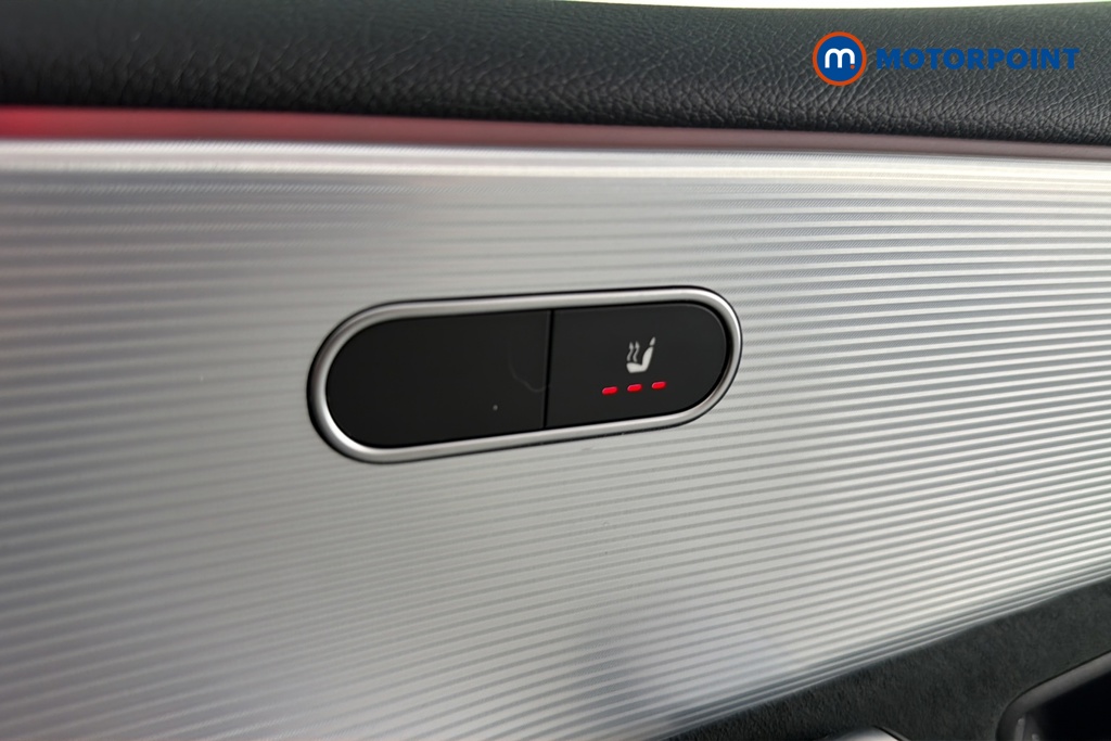 Mercedes-Benz A Class Amg Line Automatic Petrol Hatchback - Stock Number (1660884) - 14th supplementary image