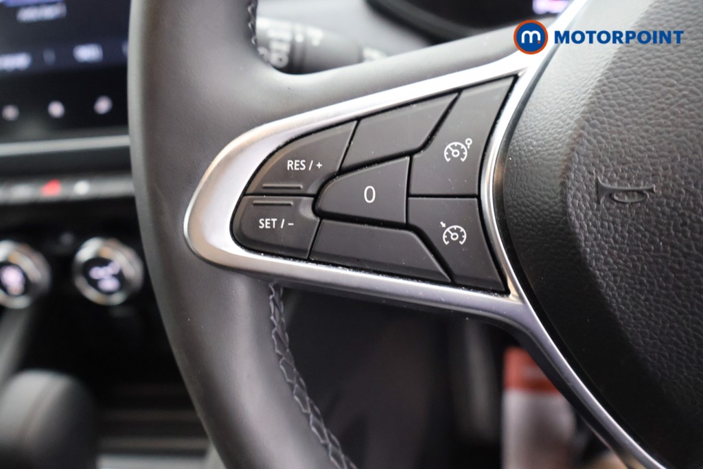 Renault Clio Evolution Automatic Petrol-Electric Hybrid Hatchback - Stock Number (1661107) - 2nd supplementary image