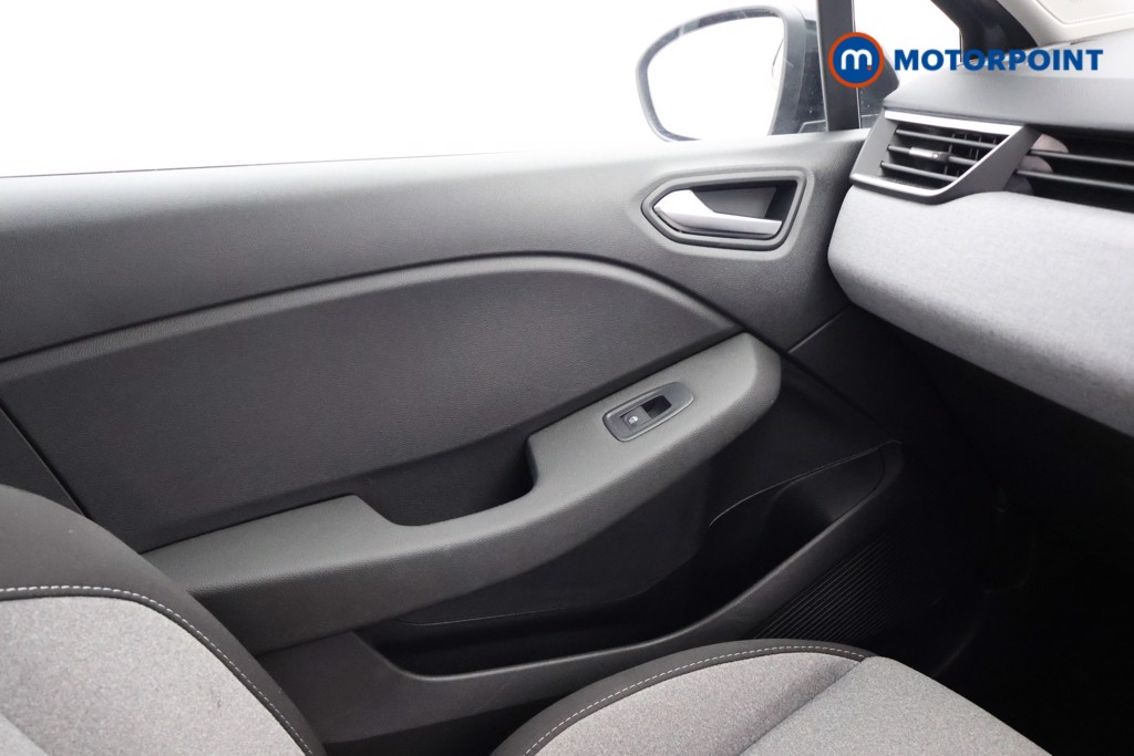 Renault Clio Evolution Automatic Petrol-Electric Hybrid Hatchback - Stock Number (1661107) - 11th supplementary image