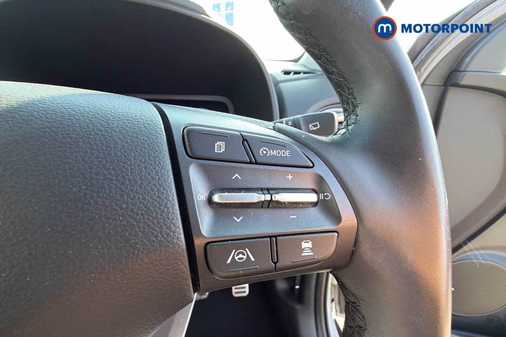 Hyundai Kona Se Connect Automatic Electric SUV - Stock Number (1661384) - 4th supplementary image