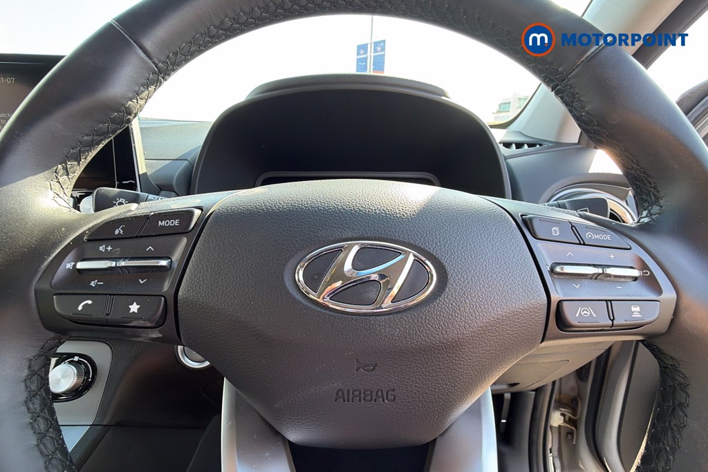 Hyundai Kona Se Connect Automatic Electric SUV - Stock Number (1661384) - 5th supplementary image