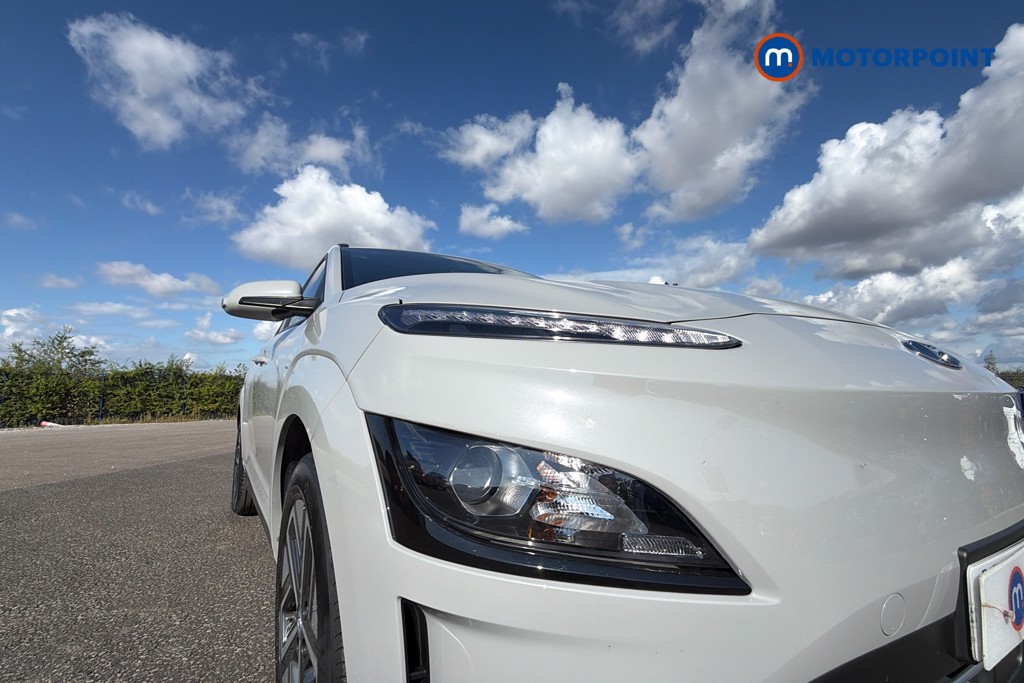 Hyundai Kona Se Connect Automatic Electric SUV - Stock Number (1661384) - 44th supplementary image