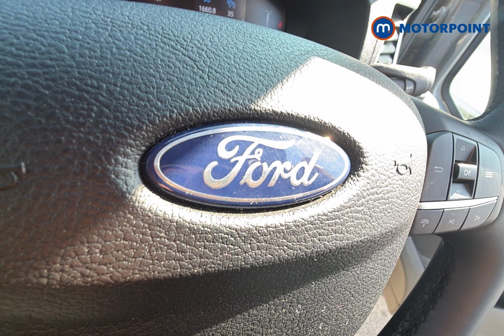 Ford Transit Limited Manual Diesel High Volume-High Roof Van - Stock Number (1661552) - 5th supplementary image