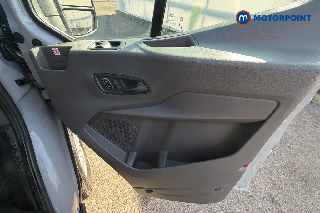 Ford Transit Limited Manual Diesel High Volume-High Roof Van - Stock Number (1661552) - 19th supplementary image