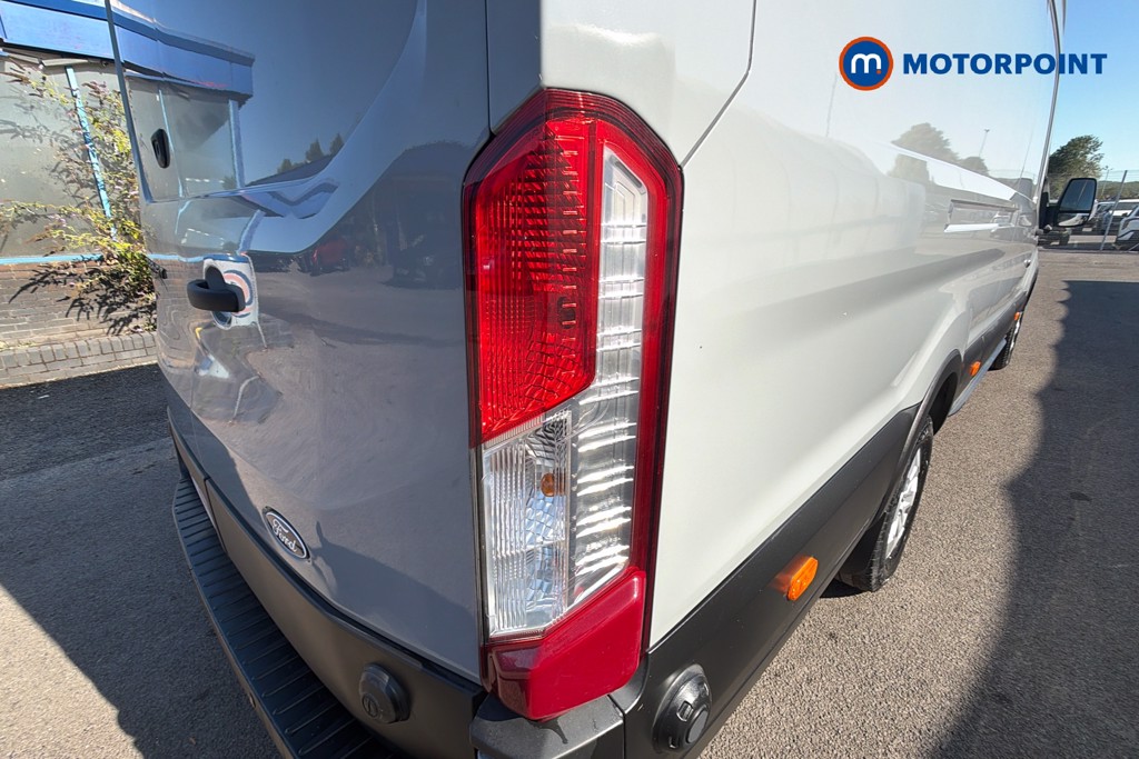 Ford Transit Limited Manual Diesel High Volume-High Roof Van - Stock Number (1661552) - 38th supplementary image