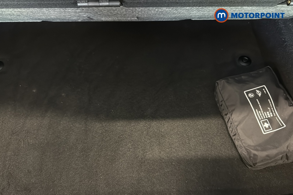 BMW 2 Series M Sport Manual Petrol Saloon - Stock Number (1661652) - 33rd supplementary image