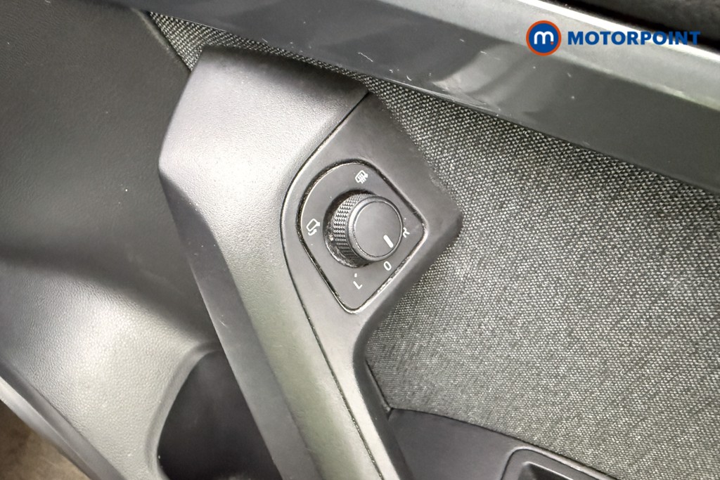 Seat Ateca Se Technology Manual Petrol SUV - Stock Number (1661798) - 15th supplementary image