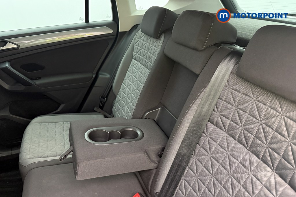 Volkswagen Tiguan Life Manual Petrol SUV - Stock Number (1661802) - 9th supplementary image