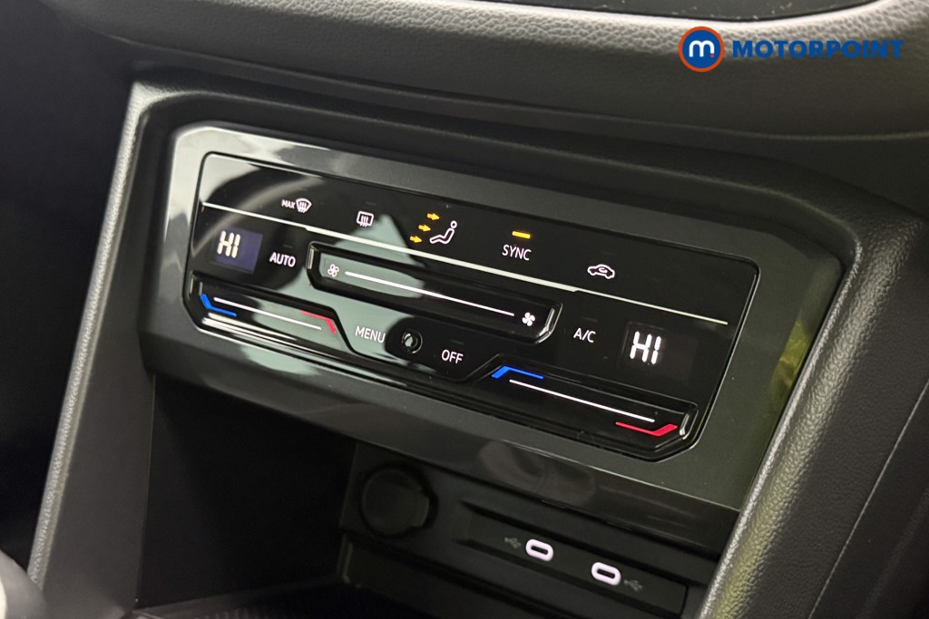 Volkswagen Tiguan Life Manual Petrol SUV - Stock Number (1661802) - 28th supplementary image