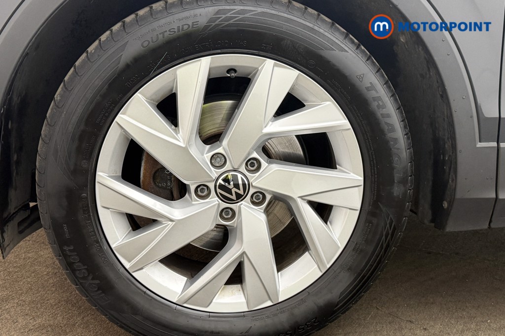 Volkswagen Tiguan Life Manual Petrol SUV - Stock Number (1661802) - 1st supplementary image