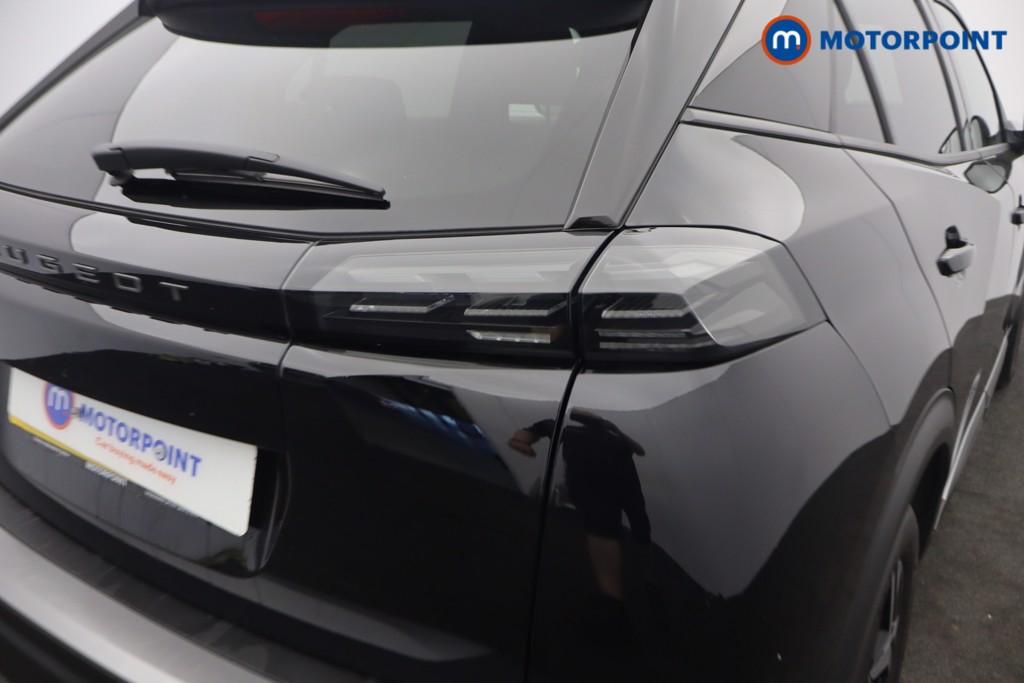 Peugeot 2008 Allure Manual Petrol SUV - Stock Number (1662269) - 3rd supplementary image