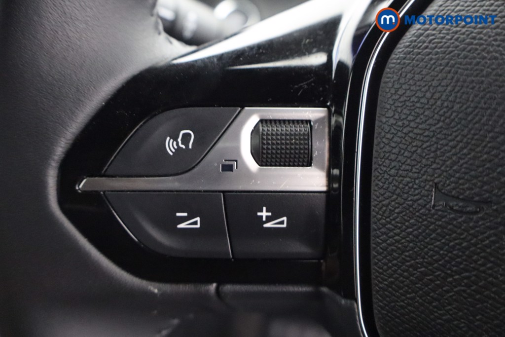 Peugeot 2008 Allure Manual Petrol SUV - Stock Number (1662269) - 14th supplementary image