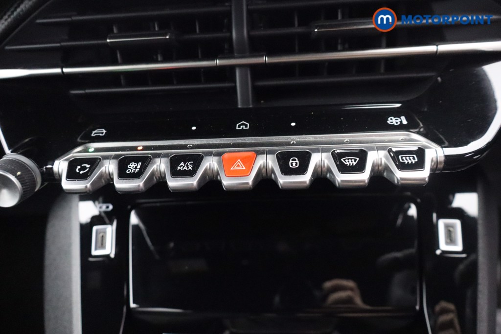 Peugeot 2008 Allure Manual Petrol SUV - Stock Number (1662269) - 16th supplementary image