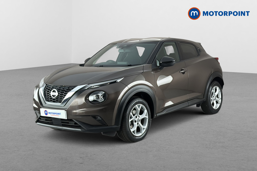 Nissan Juke N-Connecta Automatic Petrol SUV - Stock Number (1662274) - Passenger side front corner