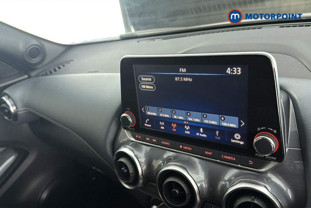 Nissan Juke N-Connecta Automatic Petrol SUV - Stock Number (1662274) - 8th supplementary image