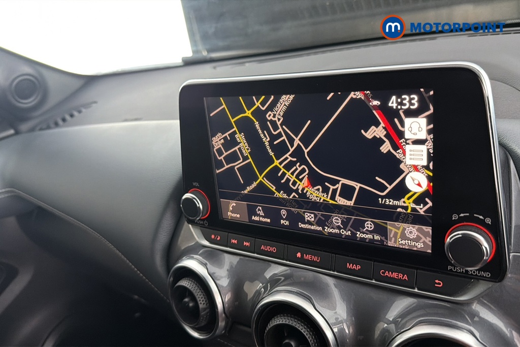 Nissan Juke N-Connecta Automatic Petrol SUV - Stock Number (1662274) - 9th supplementary image