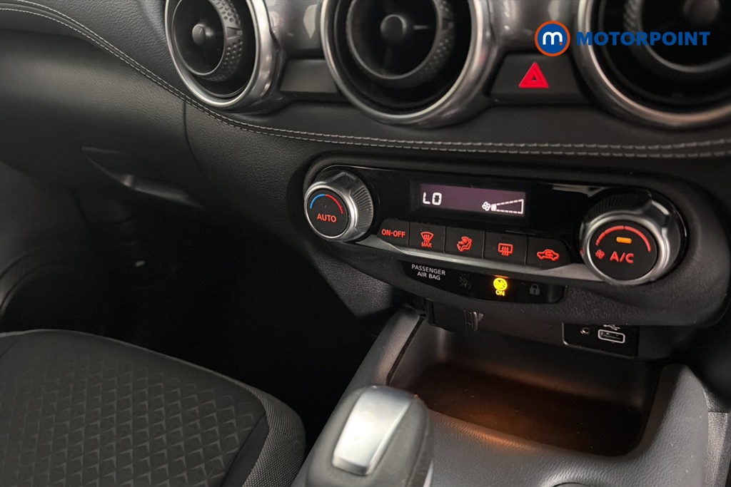 Nissan Juke N-Connecta Automatic Petrol SUV - Stock Number (1662274) - 12th supplementary image
