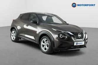 Nissan Juke N-Connecta Automatic Petrol SUV - Stock Number (1662274) - Drivers side front corner