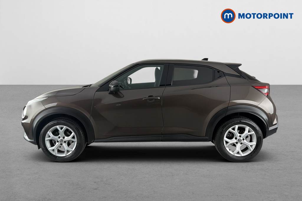 Nissan Juke N-Connecta Automatic Petrol SUV - Stock Number (1662274) - Drivers side