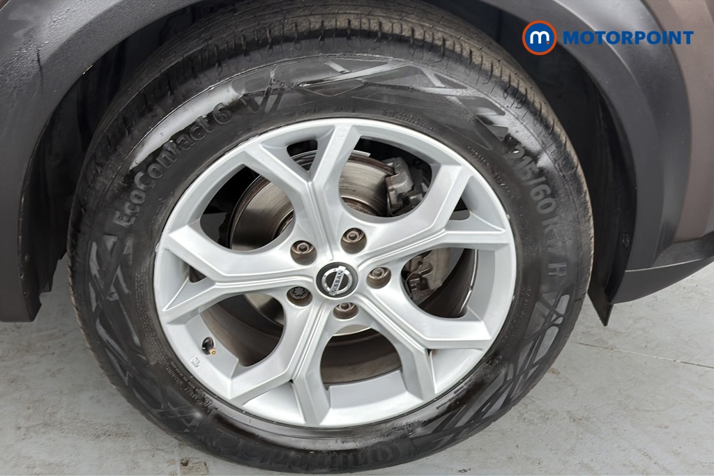 Nissan Juke N-Connecta Automatic Petrol SUV - Stock Number (1662274) - 47th supplementary image