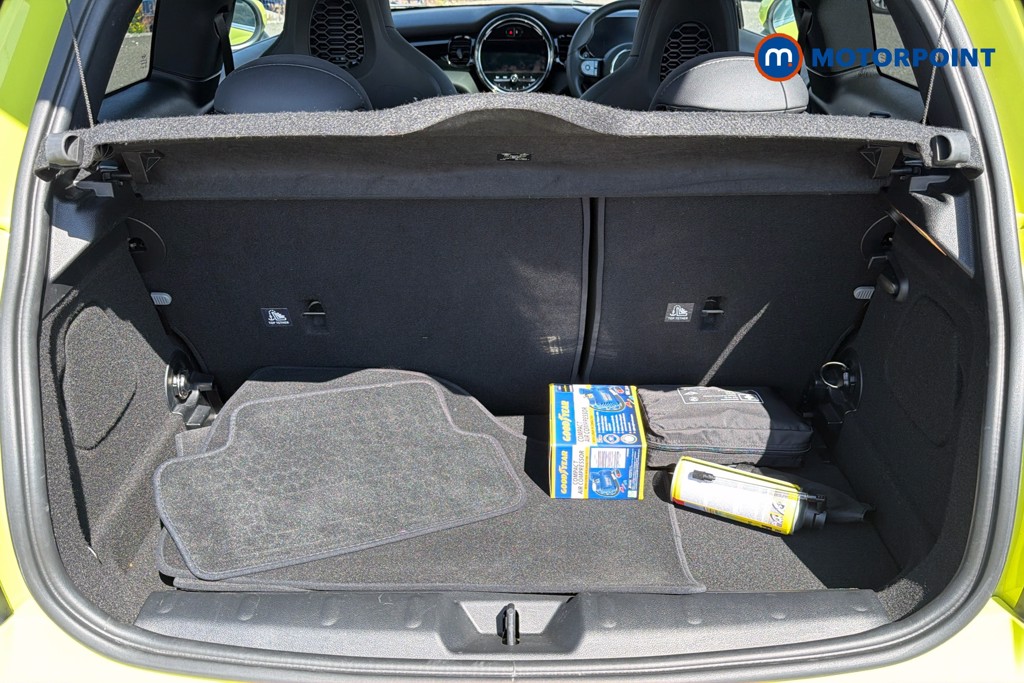 Mini Hatchback John Cooper Works Automatic Petrol Hatchback - Stock Number (1662309) - 33rd supplementary image