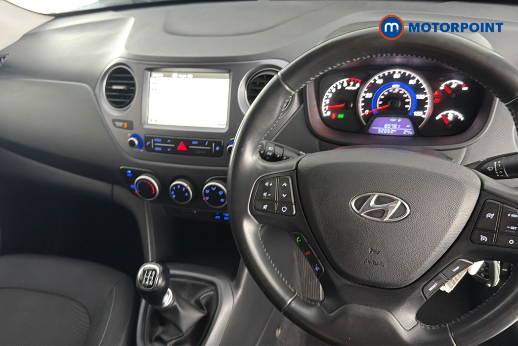 Hyundai I10 Play Manual Petrol Hatchback - Stock Number (1662629) - 1st supplementary image