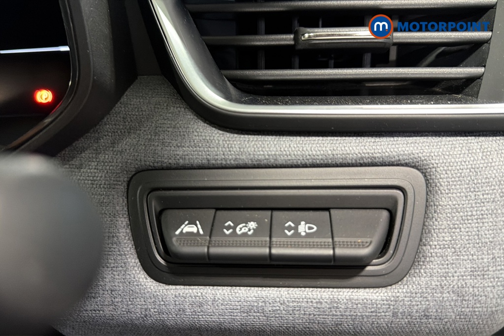 Renault Clio Evolution Manual Petrol Hatchback - Stock Number (1662737) - 11th supplementary image