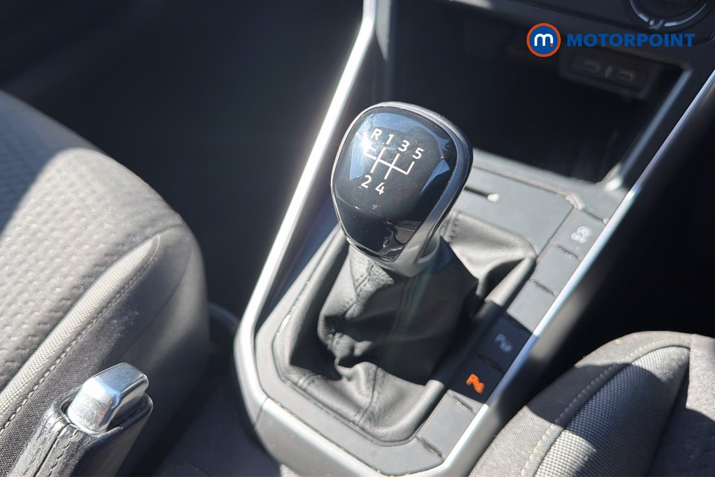 Volkswagen Taigo Life Manual Petrol SUV - Stock Number (1663417) - 15th supplementary image