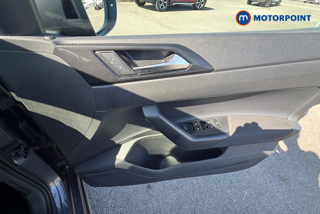 Volkswagen Taigo Life Manual Petrol SUV - Stock Number (1663417) - 19th supplementary image