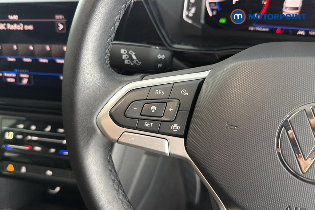 Volkswagen Touran SEL Automatic Petrol People Carrier - Stock Number (1663444) - 4th supplementary image