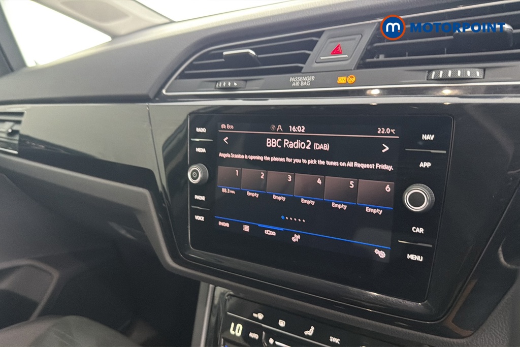 Volkswagen Touran SEL Automatic Petrol People Carrier - Stock Number (1663444) - 8th supplementary image