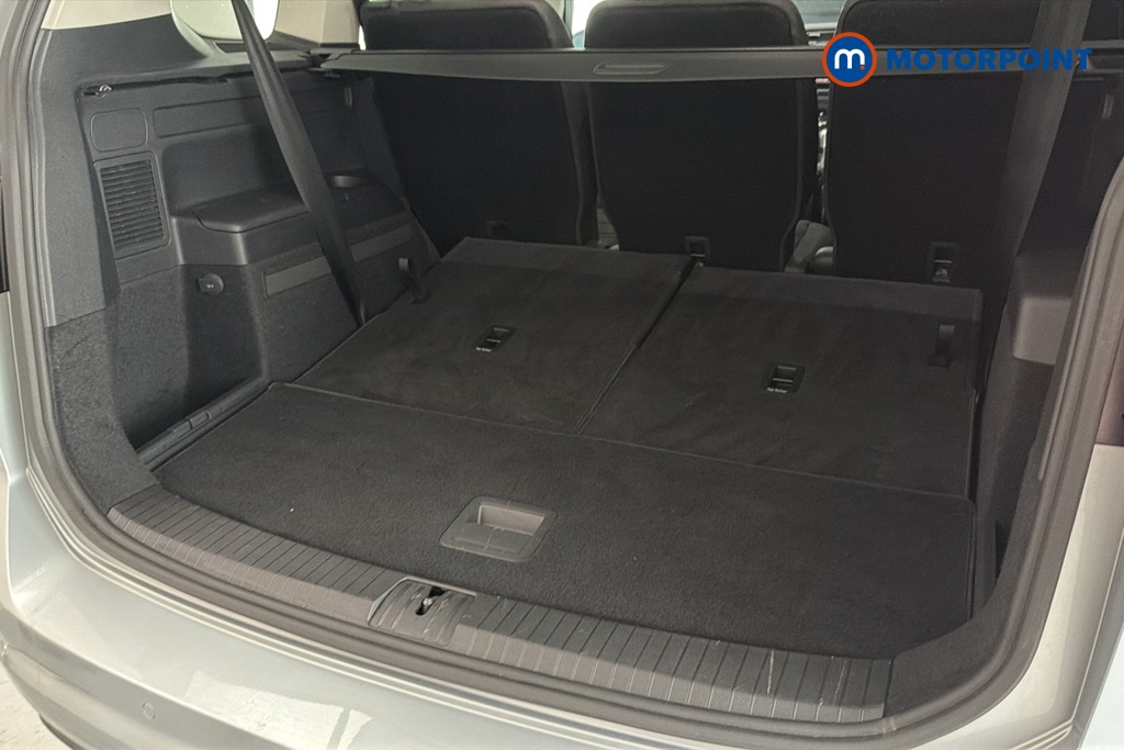 Volkswagen Touran SEL Automatic Petrol People Carrier - Stock Number (1663444) - 31st supplementary image