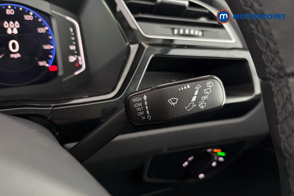 Volkswagen Touran SEL Automatic Petrol People Carrier - Stock Number (1663481) - 7th supplementary image