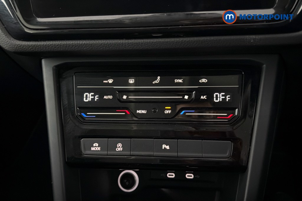 Volkswagen Touran SEL Automatic Petrol People Carrier - Stock Number (1663481) - 12th supplementary image